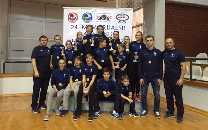 Sex oglasi Slavonski Brod Sex oglasi Slavonski Brod