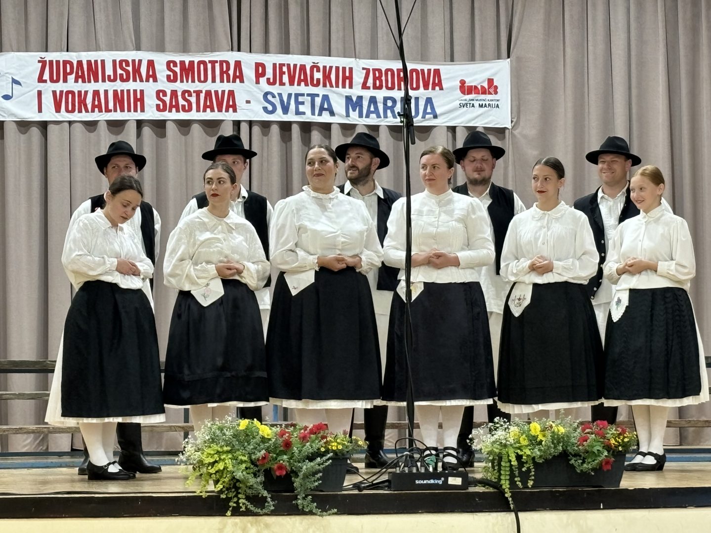 Mješovita vokalna skupina KUU „Zvon“ Župne zajednice Mala Subotica