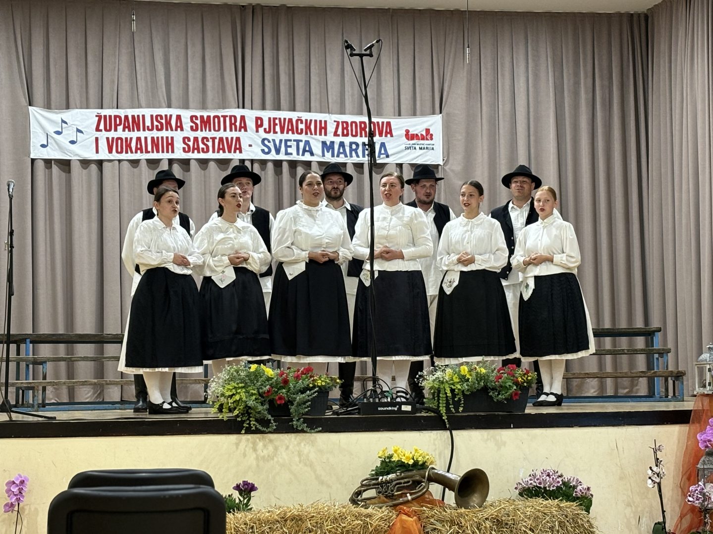 Mješovita vokalna skupina KUU „Zvon“ Župne zajednice Mala Subotica