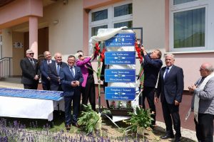 Čelnici Međimurske županije i Mađarske na postavljanju dvojezičnih ploča u Mađarskoj