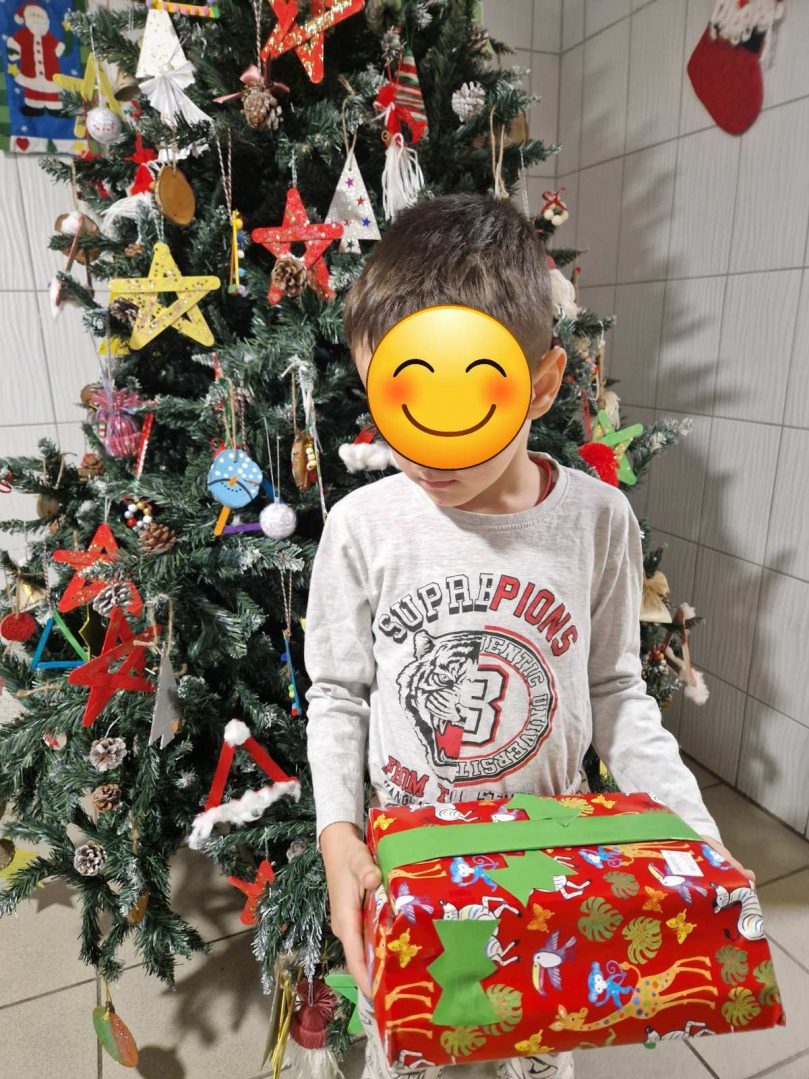 Dječak i dar
