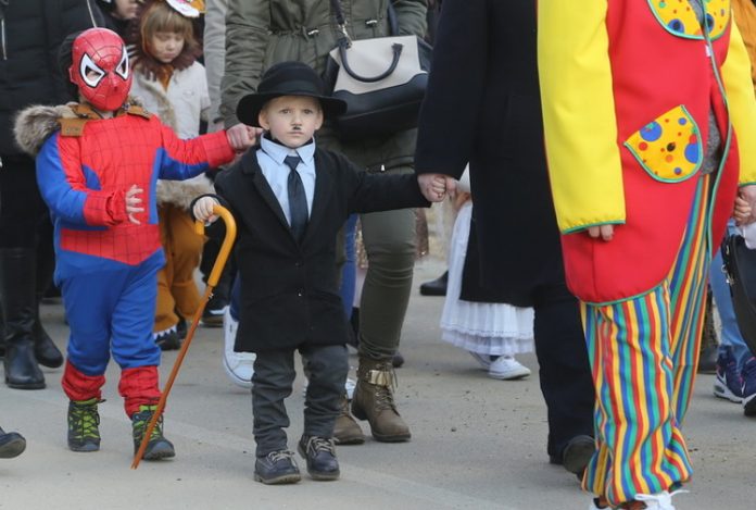 maškare djeca