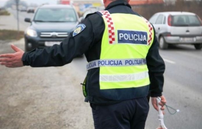 policija