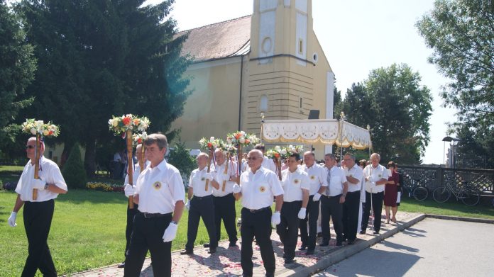 Tijelovo procesija Goričan