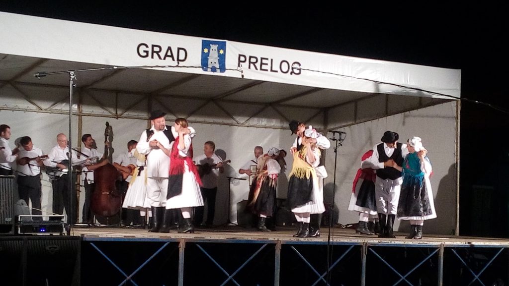 selnički folkloraši i tamburaši
