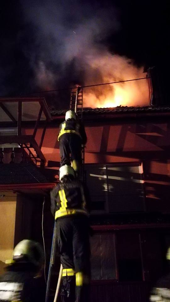 Vatrogasci na intervenciji u Hlapičini