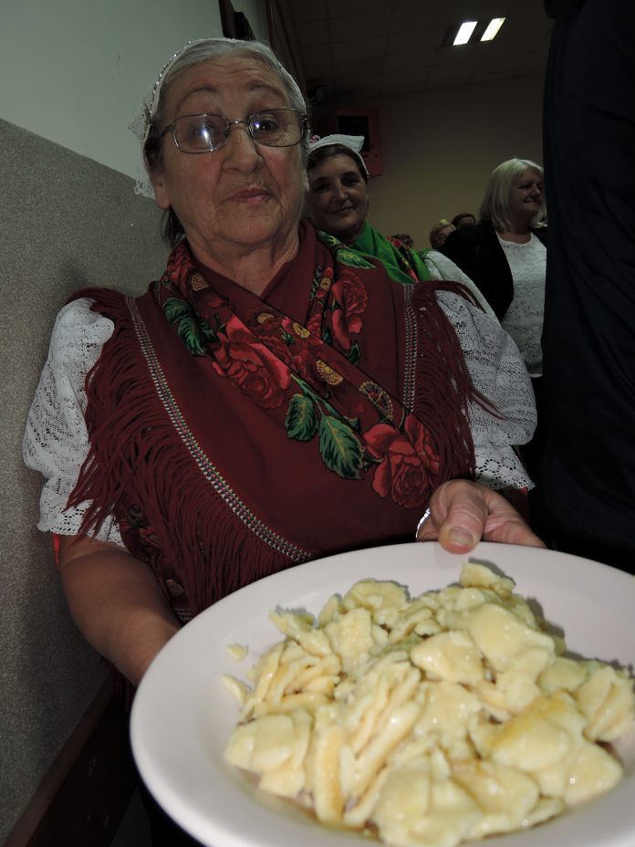 mamičina škrija mamičina škrija