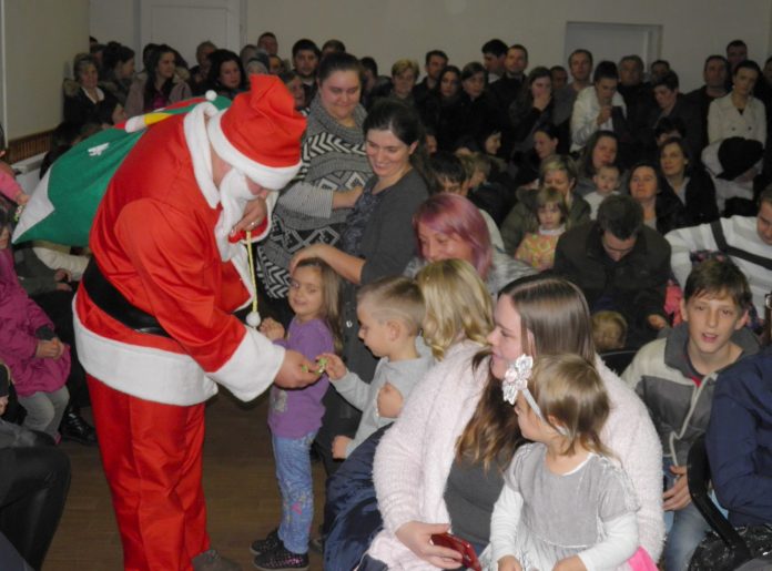 Tradicionalni posjet Djeda Božićnjaka u Mali Mihaljevec