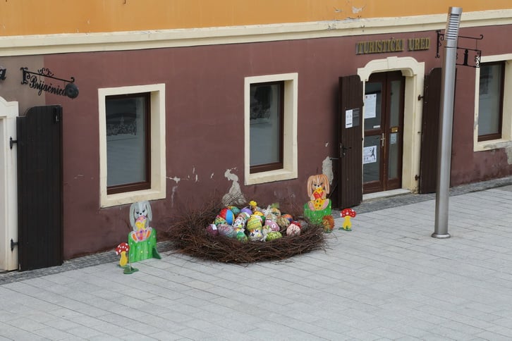 Uskrsna dekoracija TZGČ (1)