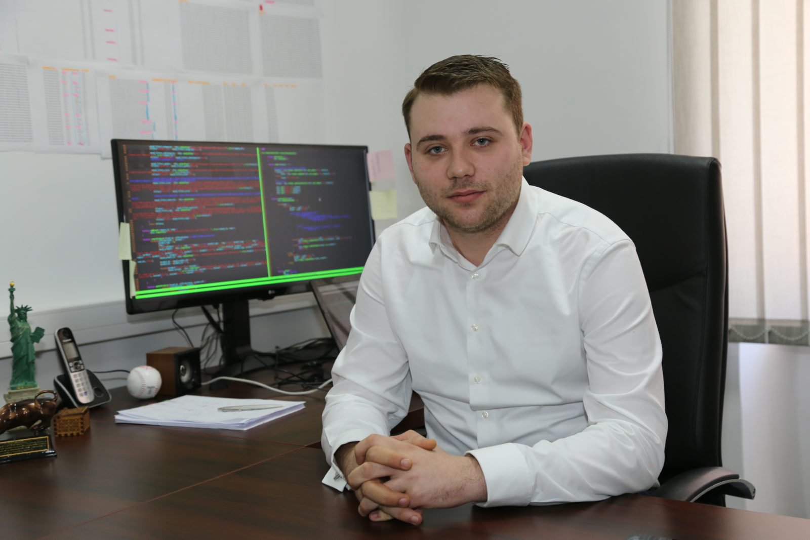 Direktor Matija Bogdan