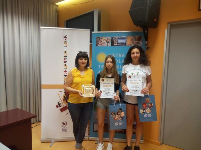 Renata Martinec, Luna Miličević i Barbara Vinković