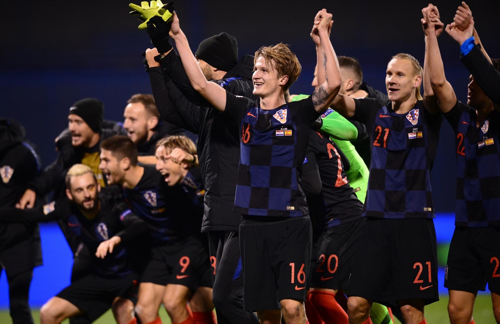 Tin Jedvaj junak utakmice Vatreni u dramatičnom okršaju pobijedili