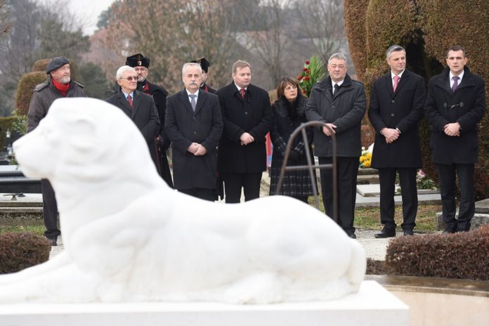 Grad Čakovec_ polaganje vijenaca dr. Novak (10)
