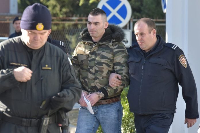 Zadar: Daruvarac za brutalno premlaćivanje djevojke dobio pet godina zatvora Zadar: Daruvarac za brutalno premlaćivanje djevojke dobio pet godina zatvora