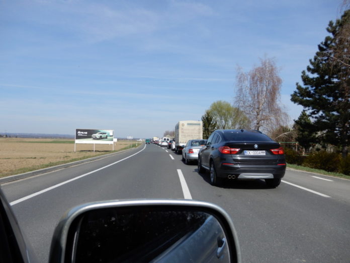 kolone u nedelišću