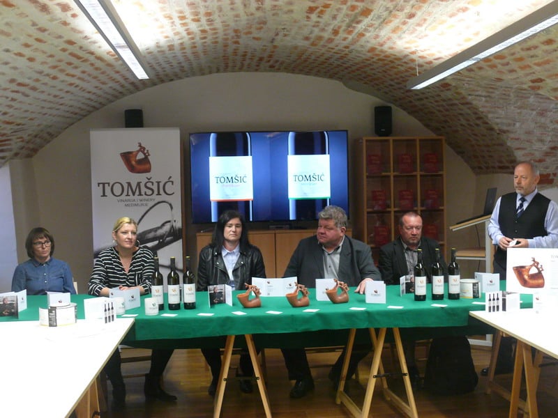 Tomšić etikete Askos (8)