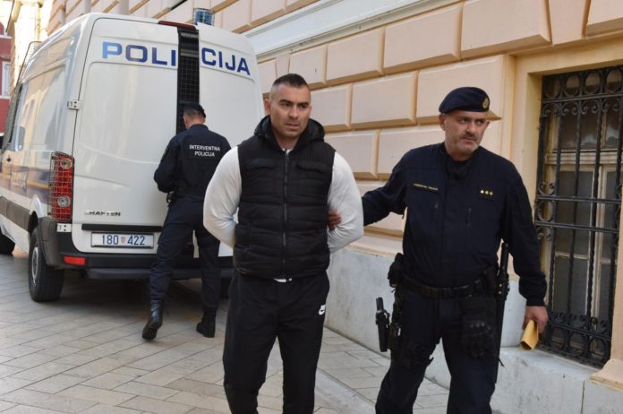 Zadar: Privođenje Darka Kovačevića, Daruvarca sucu istrage daruvarac
