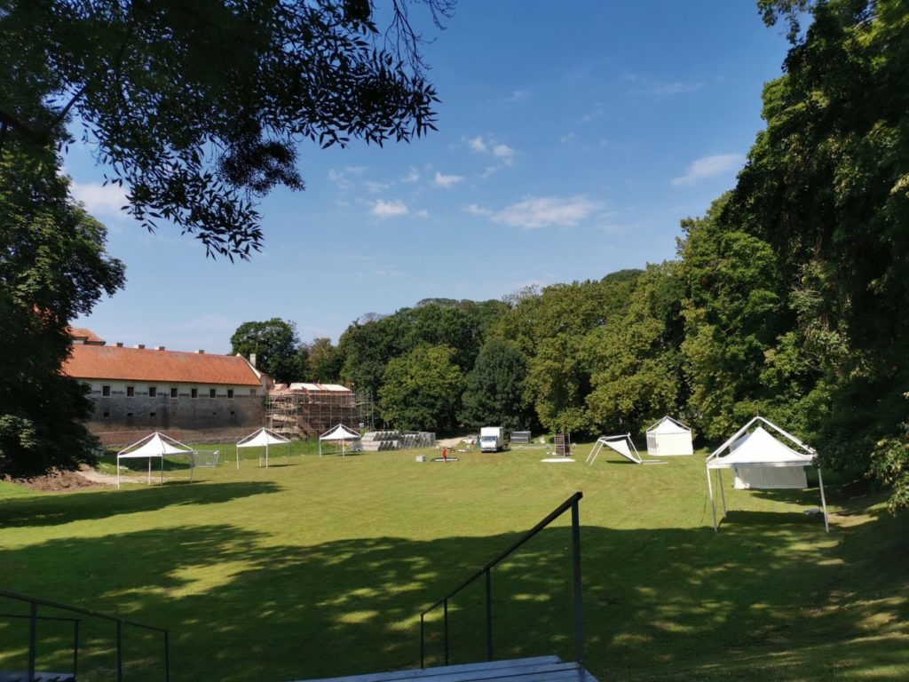 Priprema se velika pozornica u jezeru Starog grada