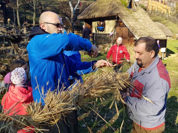 udruga pikac namatanje slame