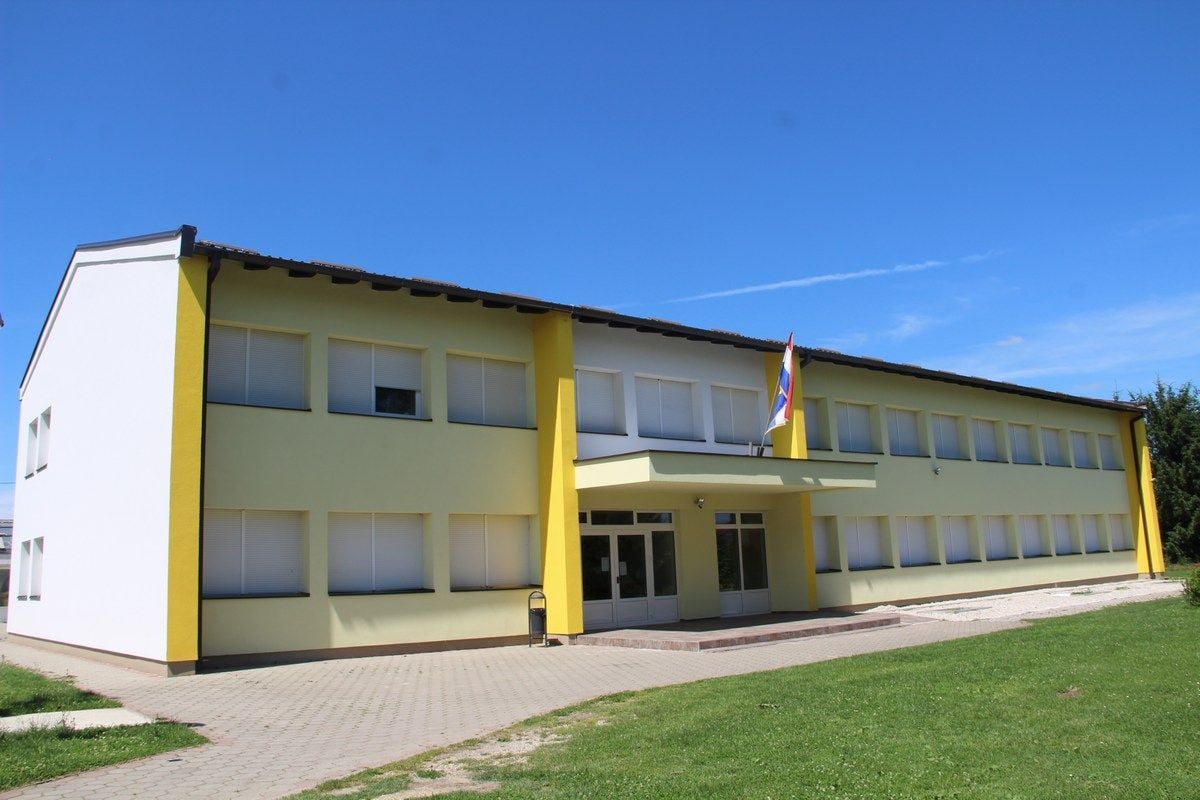 Osnovna škola Hodošan OŠ Hodošan (2)