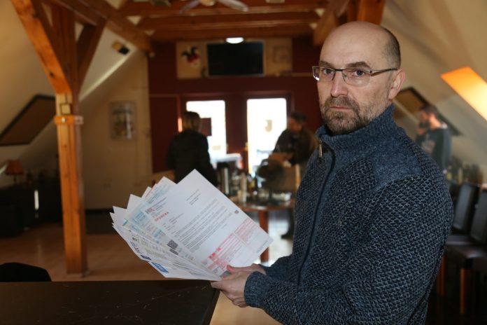 boris bistović bibi22 Čakovečki ugostitelj Boris Bistrović ističe kako računi dalje uredno stižu, a zbog zabrane rada priljeva novaca nema