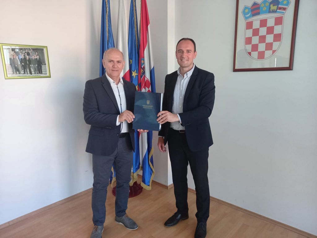 Načelnik Ivan Hajdarović i tajnik Goran Gotal