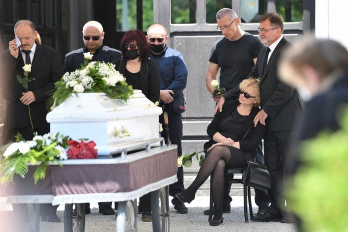 Varaždin: Sprovod Nine Čengića koji je preminuo nakon što je bio pretučen sprovod