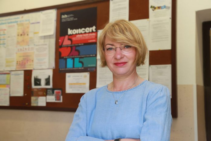 Senka Bašek-Šamec ravnateljica Umjetničke škole Miroslav Magdalenić
