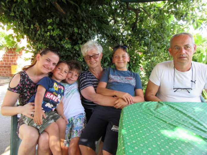 Ana Srnec najbolja baka (1) Ana Srnec najbolja baka