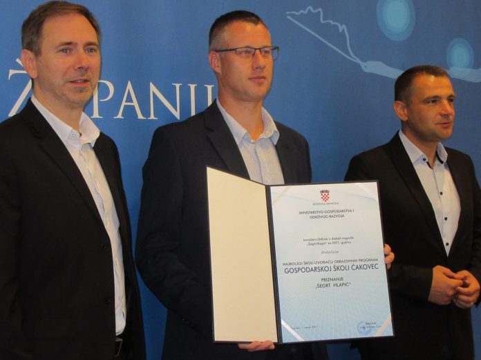 Nagrada Šegt Hlapić (7) Nagrada Šegt Hlapić