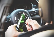 Ilustracija, alkohol i vožnja