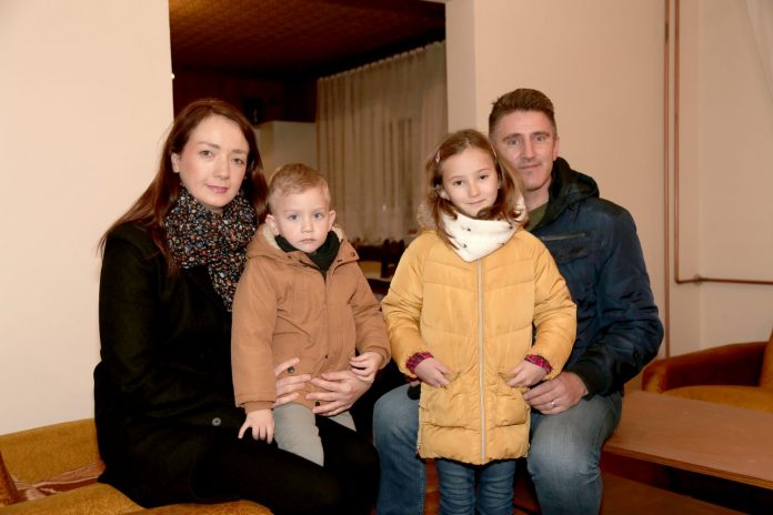Obitelj Bašnec: Dejan, Nataša, Lana i Ivan odlučili su ostati u Goričanu kupivši staru kuću u centru koju renoviraju