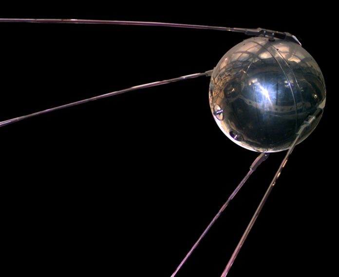 maketa sputnik 1