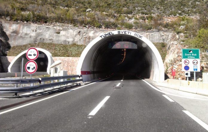 Tunel Sveti Rok