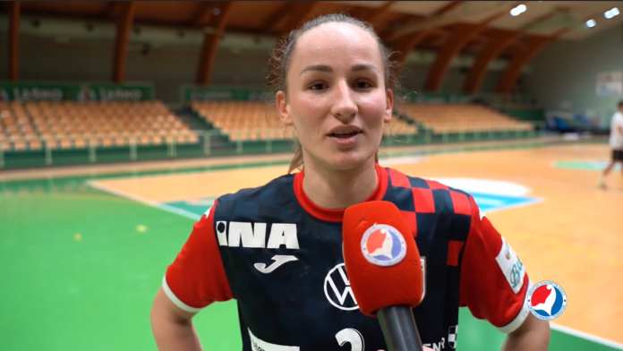 Paula Posavec u dresu reprezentacije