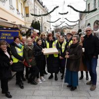 Lions klub "Zrinski" Čakovec donirao laptop slijepoj učenici