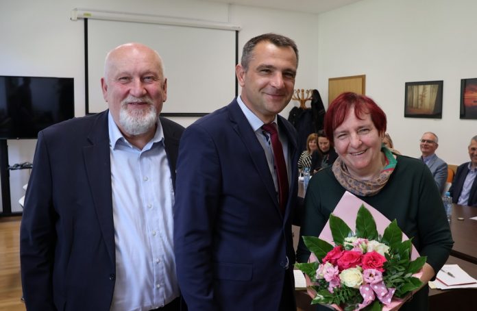 Josip Grivec, Matija Posavec i gospođa koja u rukama drži cvijeće