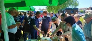 Žiri kulinarskog natjecanja isprobava jela