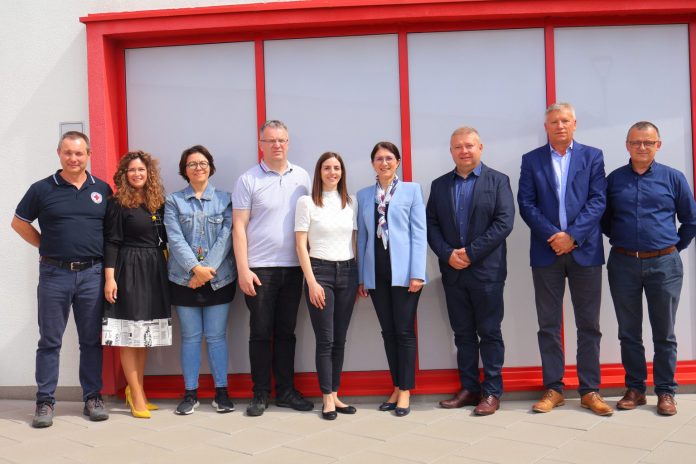 Kristijan Valkaj, Lana Remar, Iva Merdanović, Anđelko Nagrajsalović, Vlatka Vincetić, Ljerka Cividini, Franjo lehkec, Martin Srša, Robert Meglić