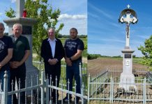 Nakon 16 godina obnovljeno raspelo na području Preloga Kolaž fotografija četvorice muškaraca ispred raspela u Prelogu.