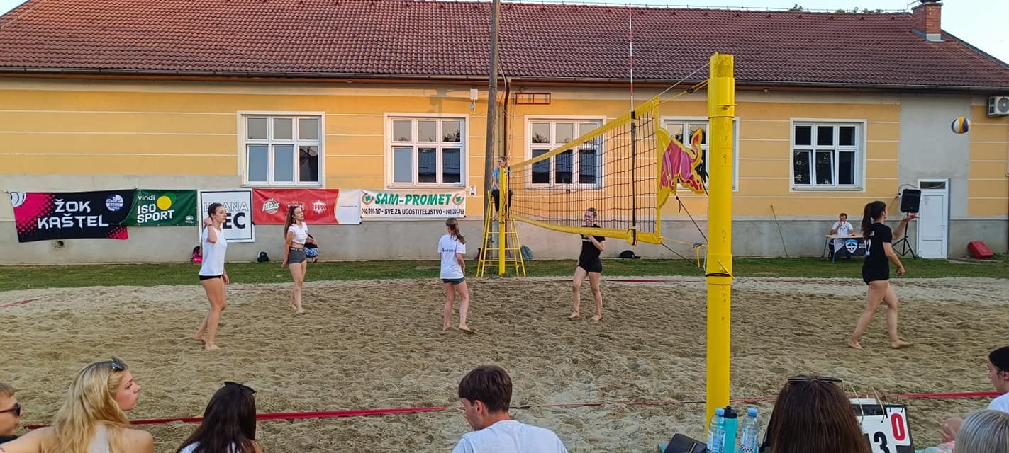 Utakmica u odbojci na pijesku