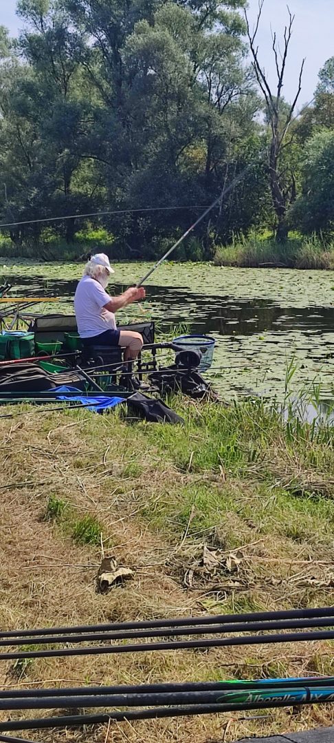 Ribiči na 4. kolu u ribolovu udicom na plovak za mastere i veterane