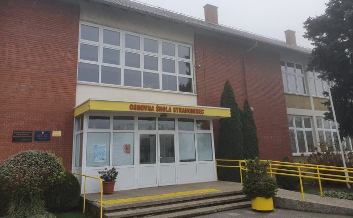 Osnovna škola Strahoninec