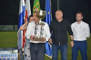 Trofej