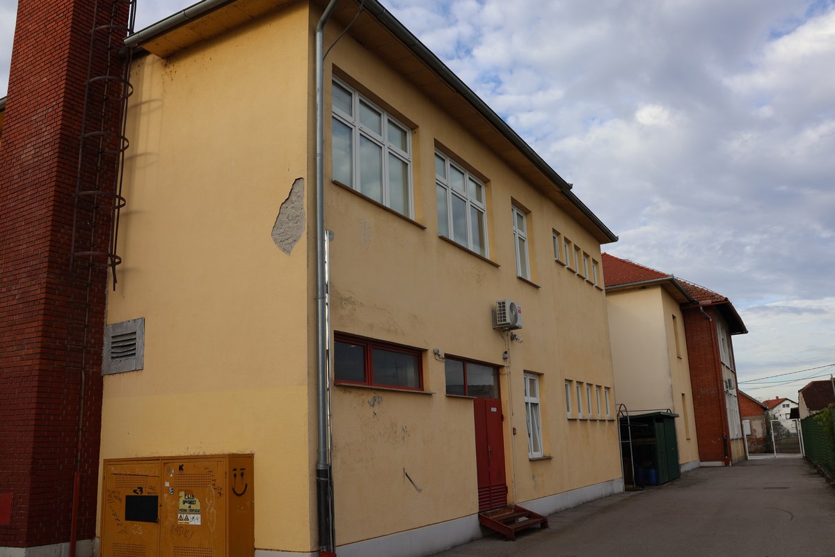 Rekonstrukcija zgrade
