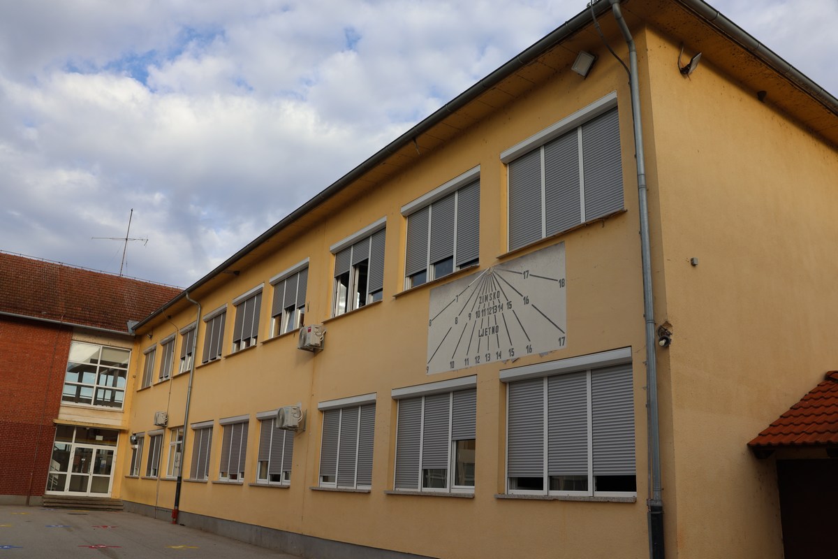 Rekonstrukcija zgrade