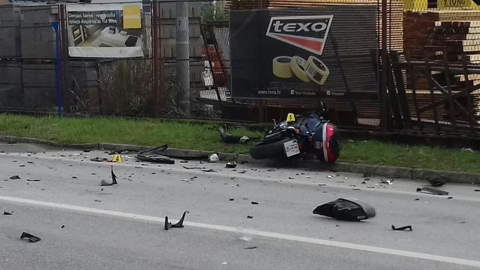 motocikl na mjestu nesreće