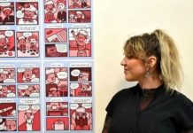 Stoji uz svoj autorski strip.