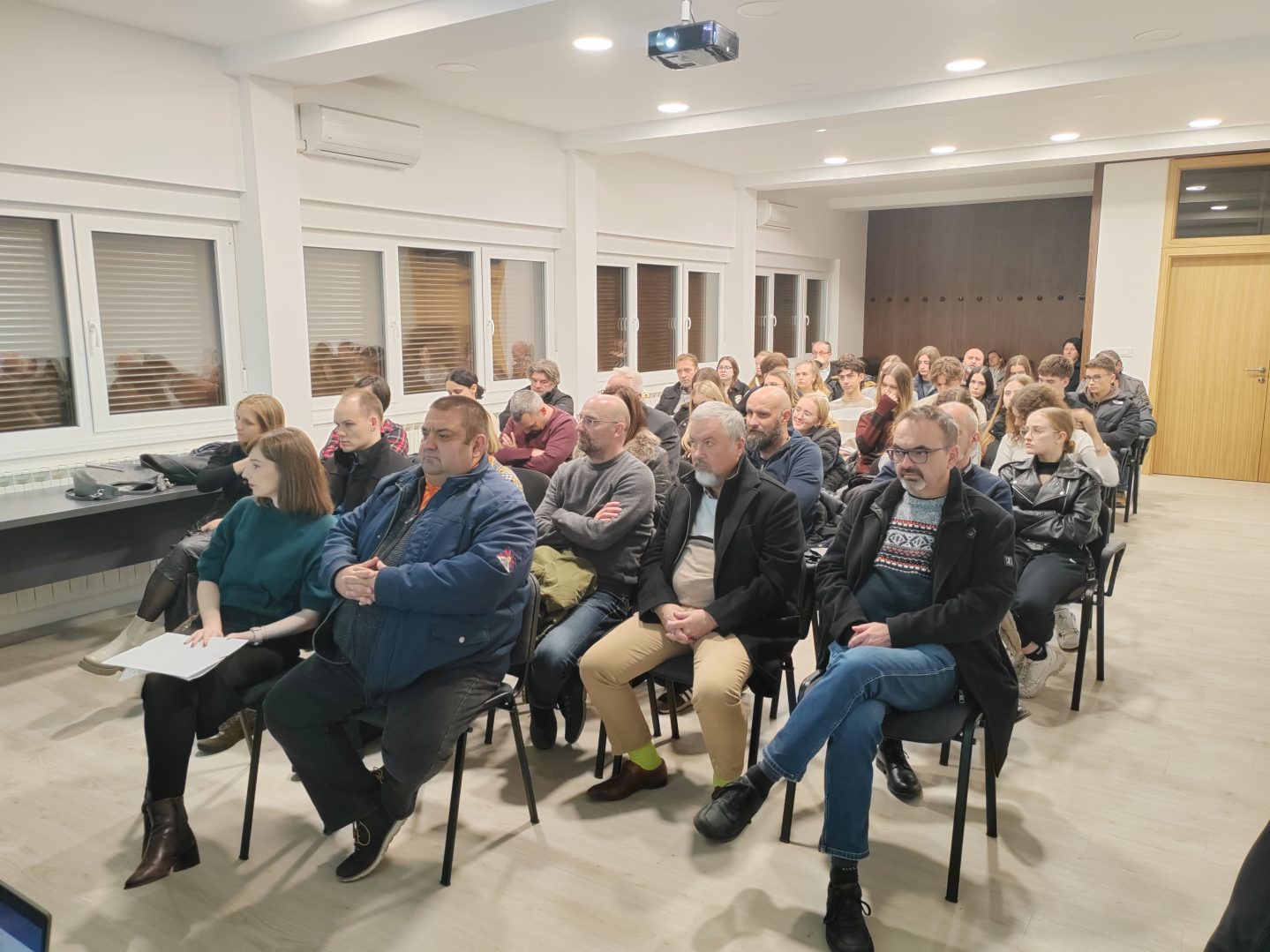 Ogranak Matice hrvatske u Čakovcu ugostio je predstavljanje pjesničke zbirke „Abeceda pepela“