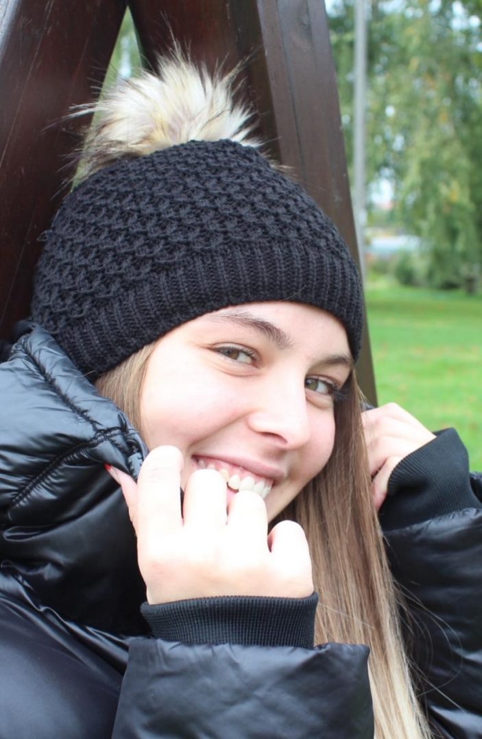 Dika štik crna kapa